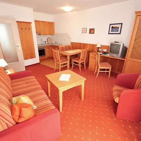 מלון דירות Garni Strasser צל אם צילר