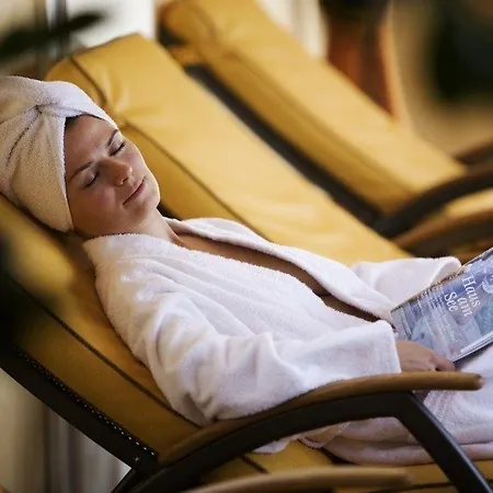 Ξενοδοχείο με διαμερίσματα Garni Strasser