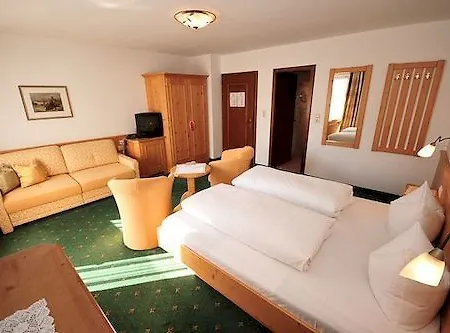 Ξενοδοχείο με διαμερίσματα Garni Strasser Zell am Ziller