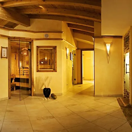 Hotel apartamentowy Garni Strasser 3*