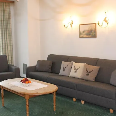 מלון דירות Garni Strasser