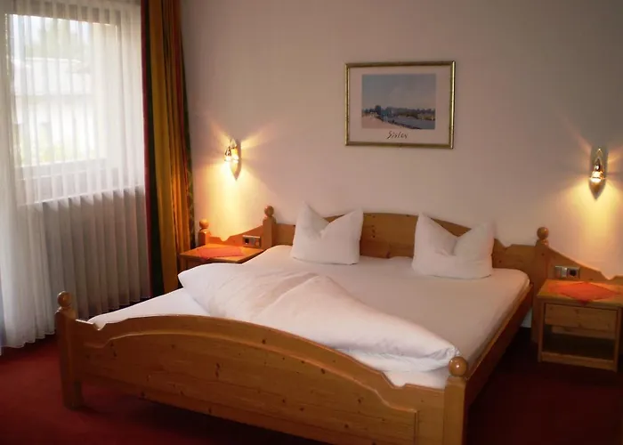 Garni Strasser 아파트호텔 3*