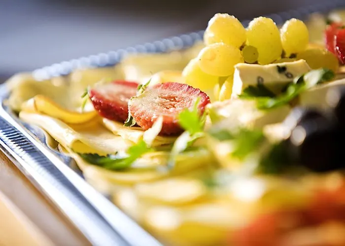 Garni Strasser 젤암질러