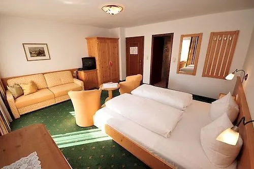 아파트호텔 Garni Strasser 젤암질러