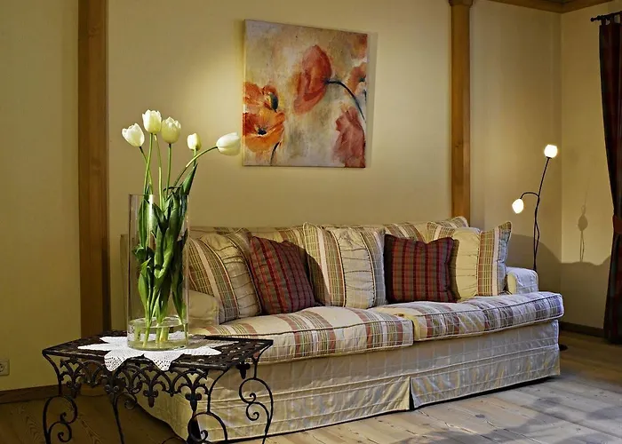 Garni Strasser 젤암질러