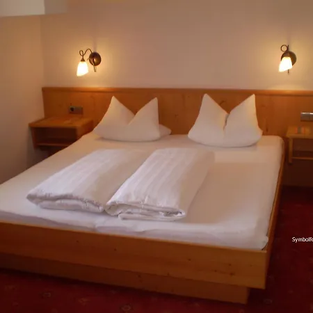 Garni Strasser 3*